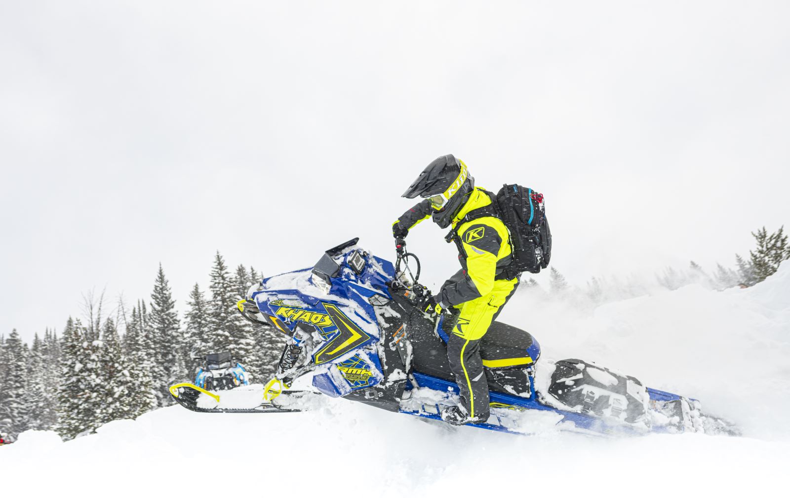 polaris-quickdrive2-drive-system-complements-new-series-8-track-snowest-magazine