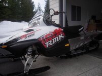 white 700 sled 001.jpg