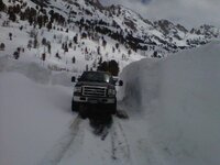 Turn around in Lamoille Canyon 5-30-2011.jpg