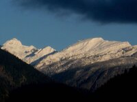 Snow on the hills Oct 03 003.jpg