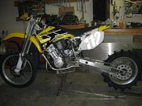 YZ 1000F.jpg