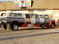 redneck_limo.jpg