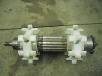 snowmobile motor and parts 006.jpg