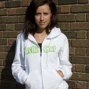 Arctic Cat '10 Women's White Full-Zip Hoodie
http://www.funoutfitters.com/product-p/ac-10-5203-58.htm