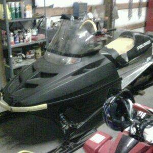 1999 sks 700 almost all done.  Need to finish seat, and get carbides for the ski's