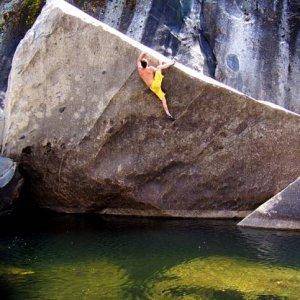 Justin bouldering in the San Joaquin River Gorge