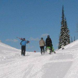 PC towing a skier