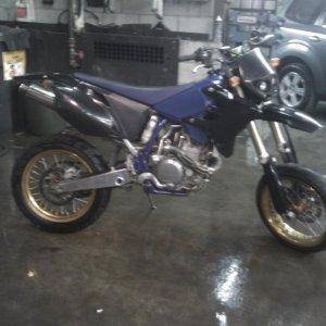 04 yzf 450 sm