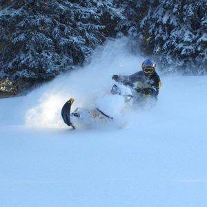 Me rippin some pow!!