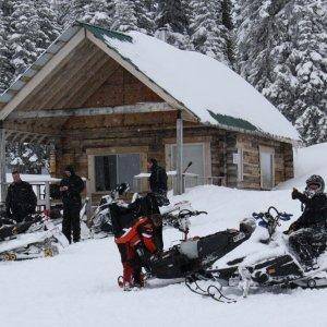 Blue Lake Cabin and Matt from Sledjunkies showing the spirit.