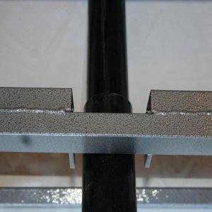 Closeup of the support bar