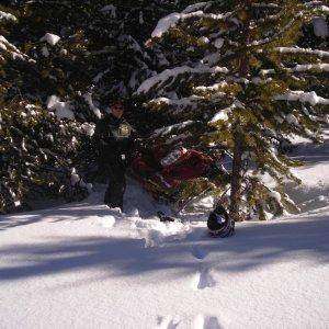 Grand Lake Christmas 2010 Our riding friend John parked in the TREES !!