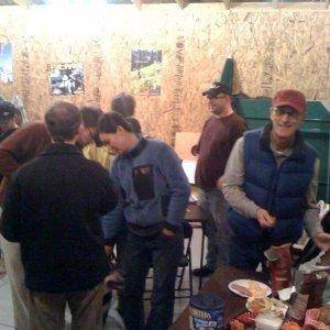 garageParty2 20101209