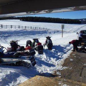 unloading in the bighorns near bearlodge.