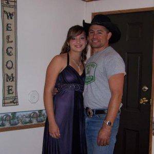 Hannah's Homecoming 08, ~ Cheesin with Dad!