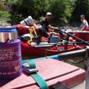 A refreshing drink while on teh Main Salmonriver in 2007