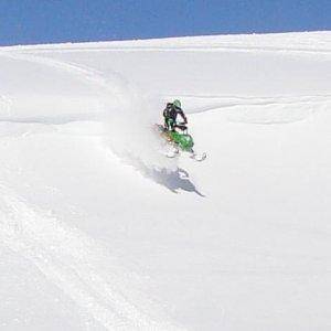 A small cornice at Top