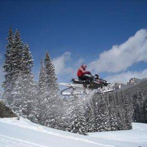 sleddin 08 09 055