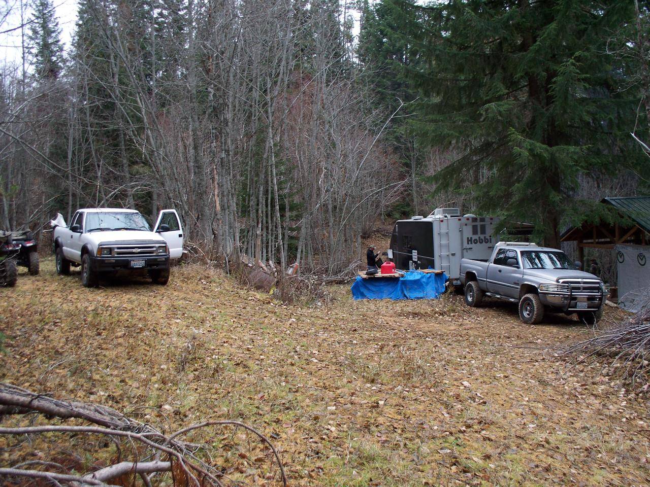 100 1373 Hunting camp, November 2009