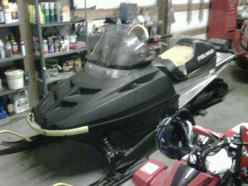 1999 sks 700 almost all done.  Need to finish seat, and get carbides for the ski's