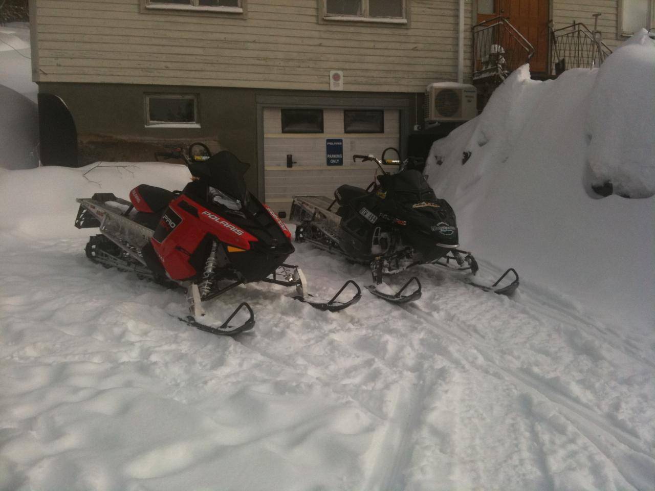 2011 Snowmobiles 020