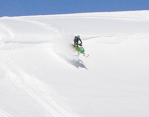 A small cornice at Top