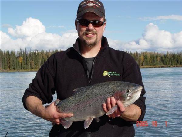 Big ol' fatty of a  rainbow 28L x 17G Oct 2005