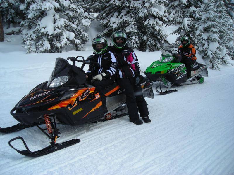 Callie, Diedre and Gavin Christmas 2009 G-Lake Co. &gt;&gt;&gt;&gt;.