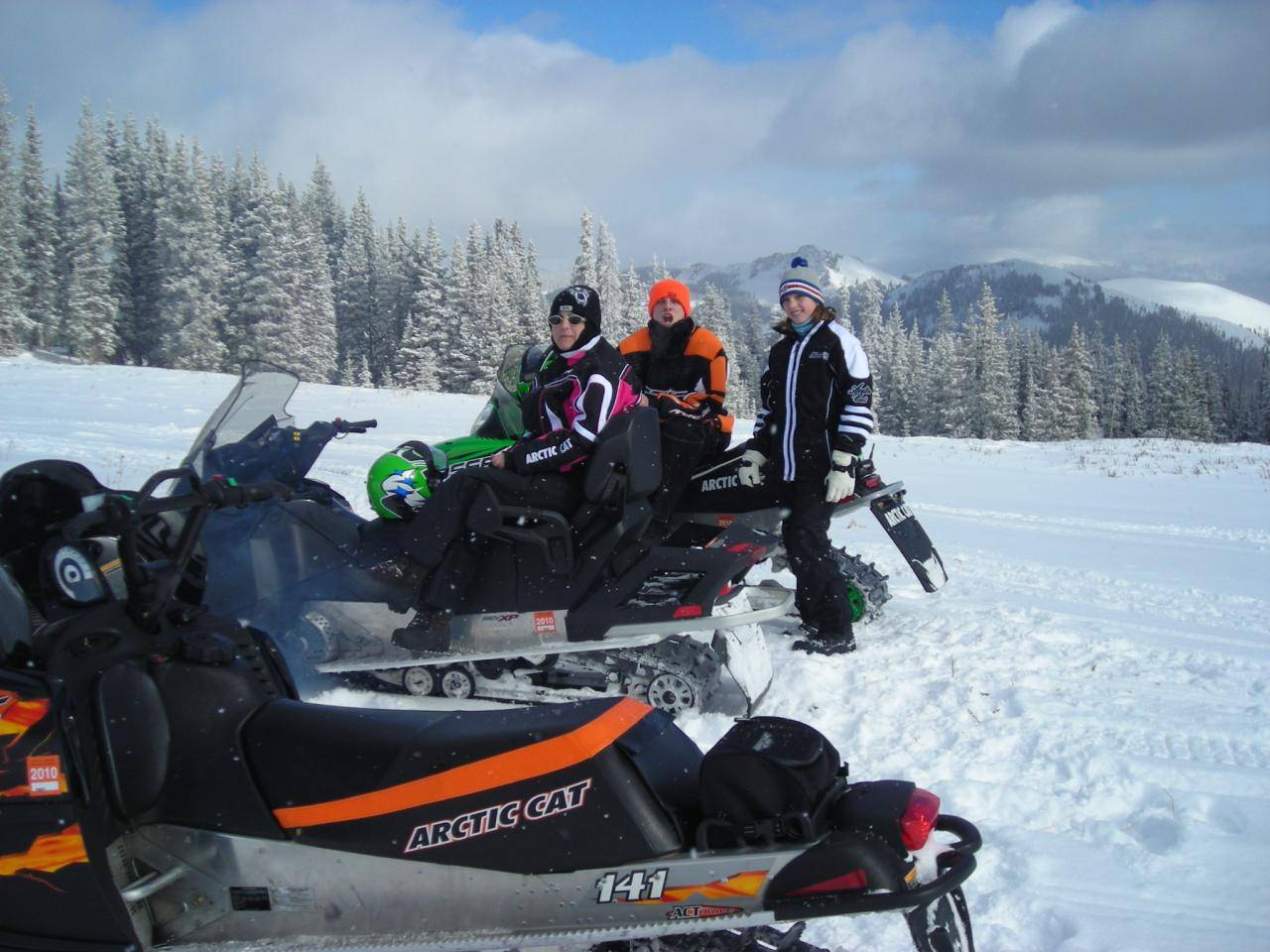 Christmas 2009 Grand Lake A Chilly lunch break as the high temp was 10 !!!