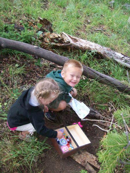 cody and ashlyn, fish lake treasure hunt 2009