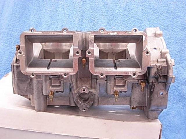 Crankcase (2)