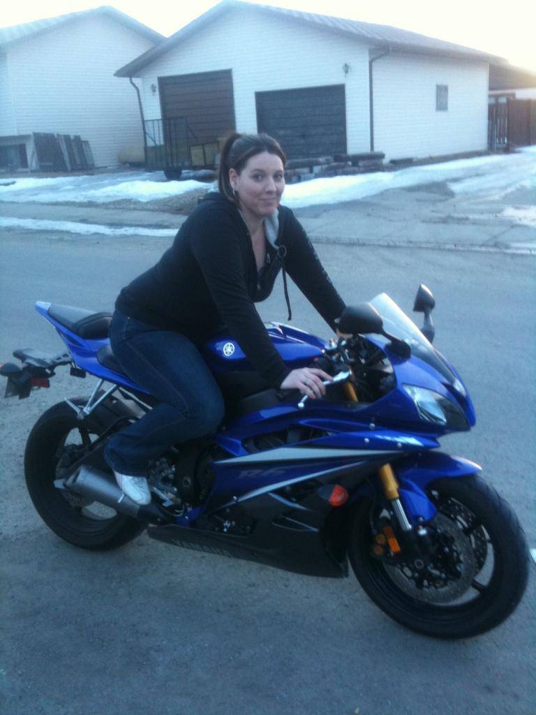 gf on her bike