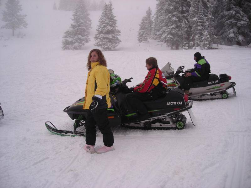 Grand Lake Christmas 2007 Mieka Gavin and Kenny taking a break at the bottom of little chicken &gt;&gt;&gt;&gt;.