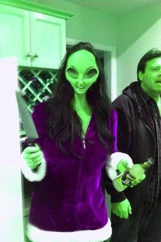 I'm a pretty hot Alien, LOL