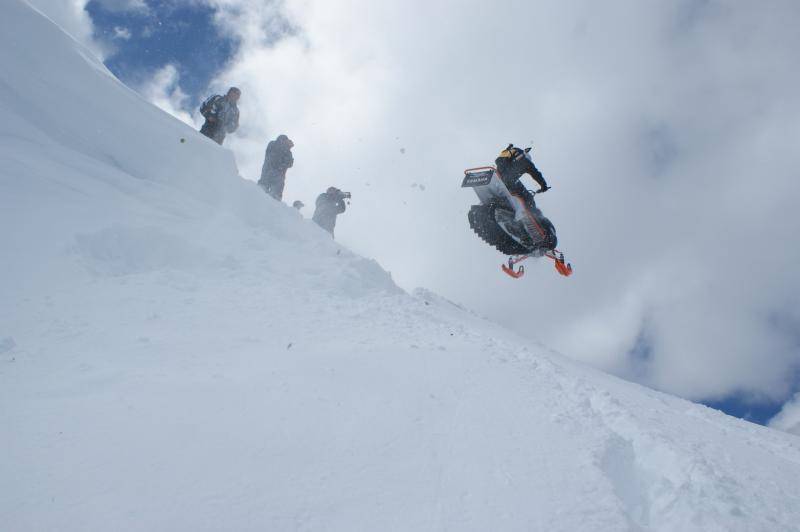 Laird MacDougall catchin air off top of the gash at Yamafest