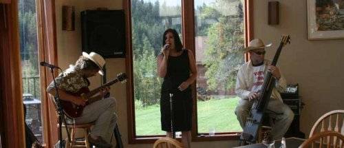 Live music at Bear Creek Lodge