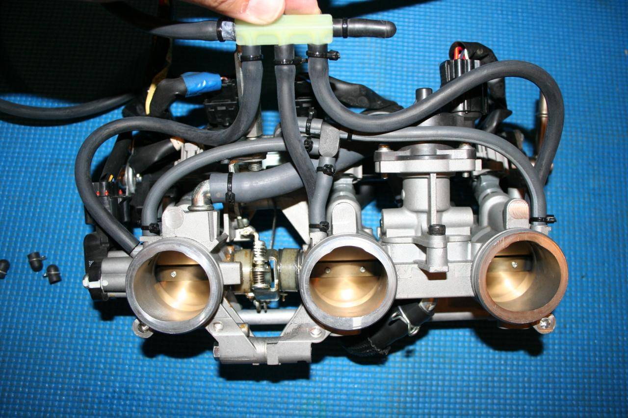 MPI Stage 1 Supercharger Installation, Yamaha Nytro, Throttle Body Manifold