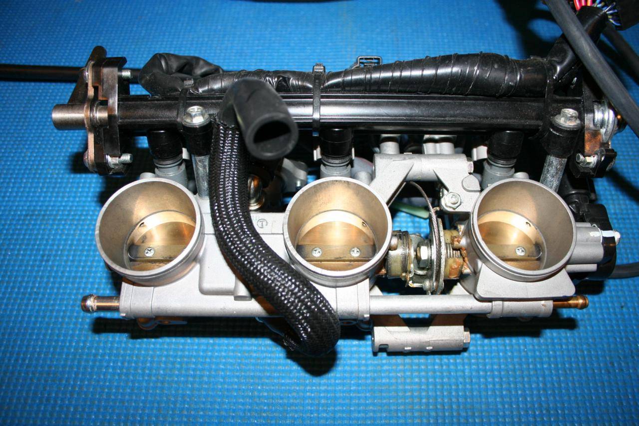 MPI Stage 1 Supercharger Installation, Yamaha Nytro, Throttle Body Manifold