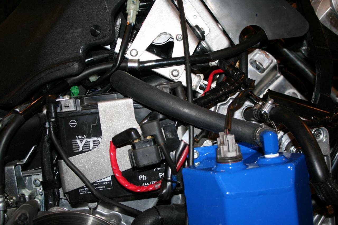 MPI Supercharger Installation, Oil Tank Vent Hose, Yamaha Nytro