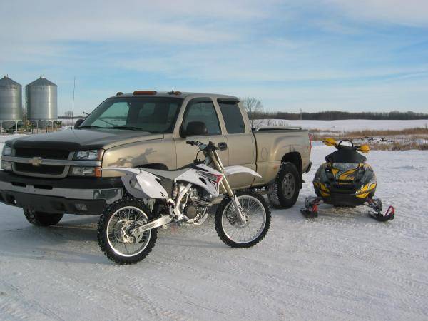 my 3 baby's... traded the dirtbike off on a raptor 700 though