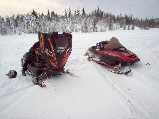 My friends old Yamaha and my old Lynx Rave670 -97