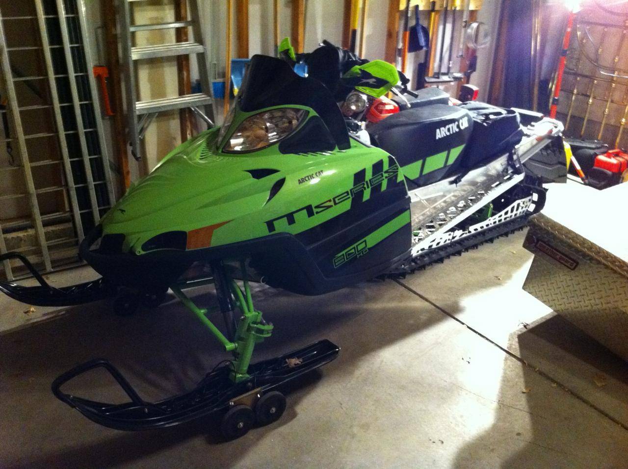 New Iron, First Ride Scheduled for 11/26/10 at the Ears.  Definitly worth the money.  Ummm I think I better insure it.