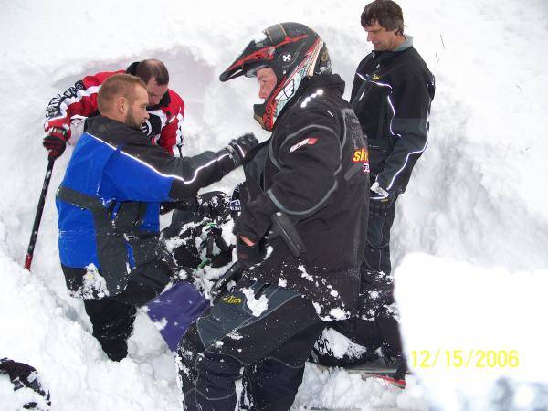 Norm Leslie, Dan Sanderlin, Dale Pixlee  Digging out a stuck Yammy!!