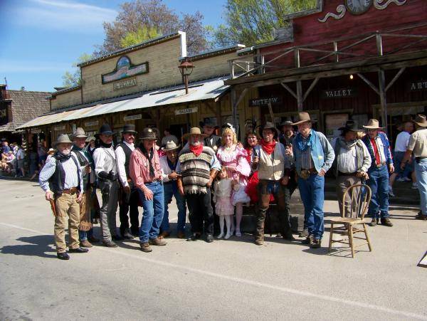 Our gunfighter group in Winthrop, Wa. 07