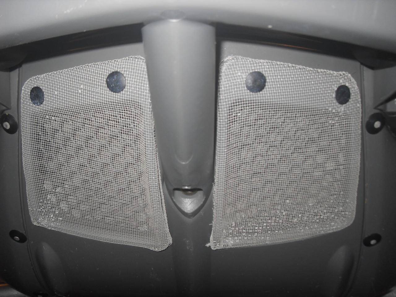 Screens on nosepan vents front view