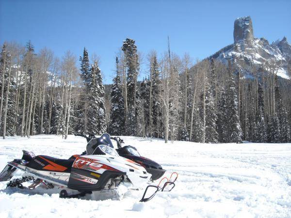 sleddin 08 09 041