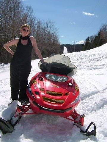 SledGirls ridin' in style!!