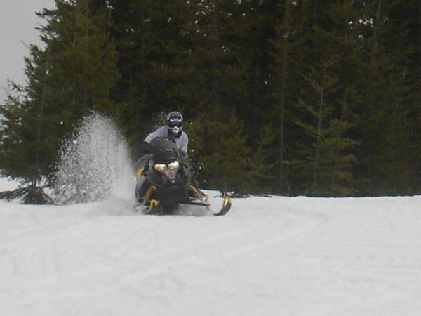 Snowmobileing 08 010