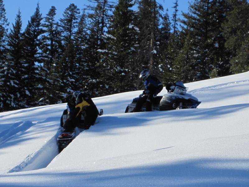 Snowmobiling 12 27 09 012