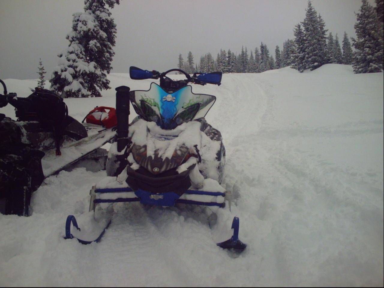 Snowmobiling Dubois 2011 002